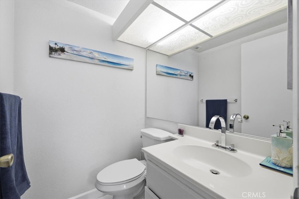37411 Litchfield Property Photo 17