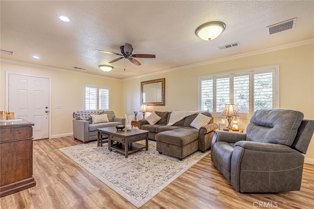 1734 Granville Property Photo 10