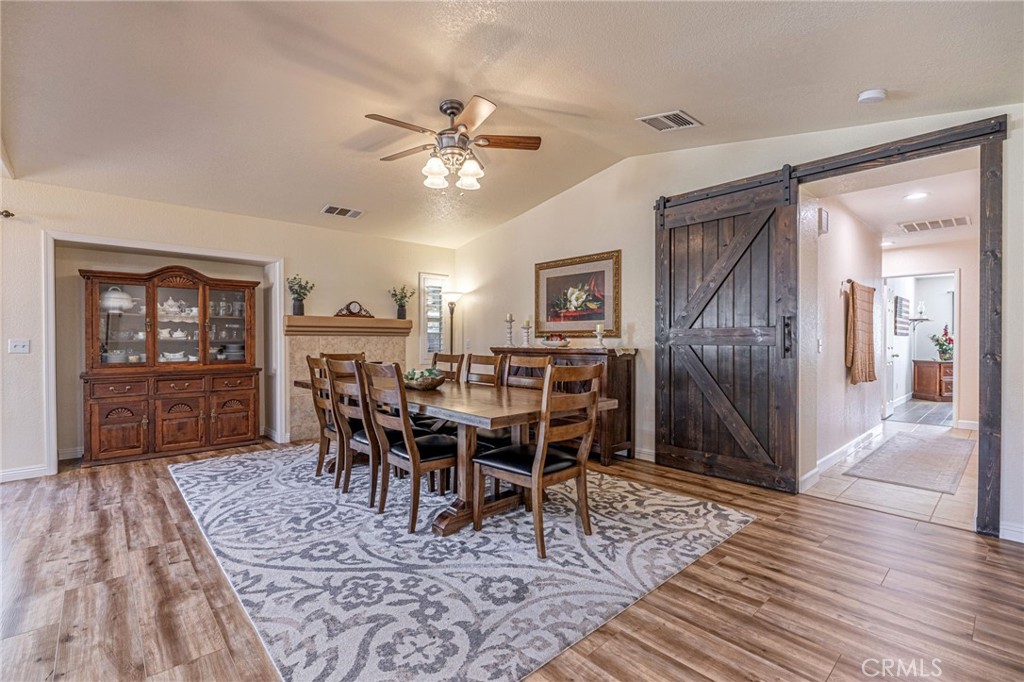 1734 Granville Property Photo 12