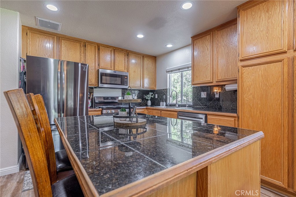 1734 Granville Property Photo 18