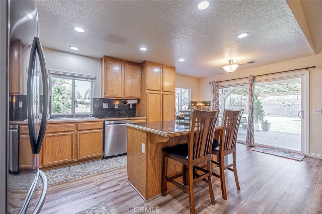 1734 Granville Property Photo 19