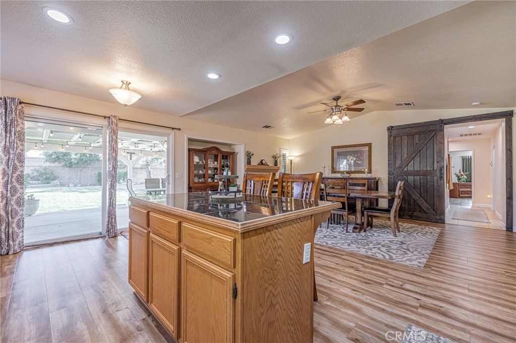 1734 Granville Property Photo 20