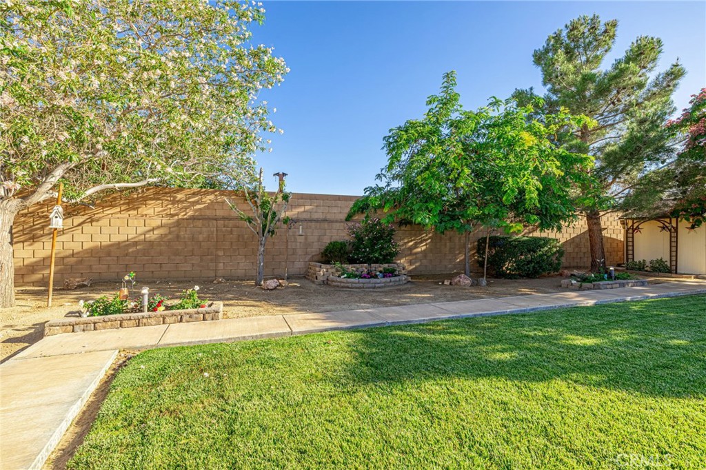 1734 Granville Property Photo 44