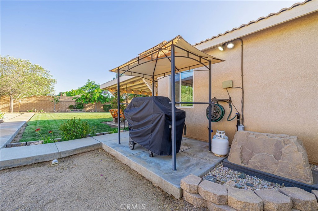1734 Granville Property Photo 47