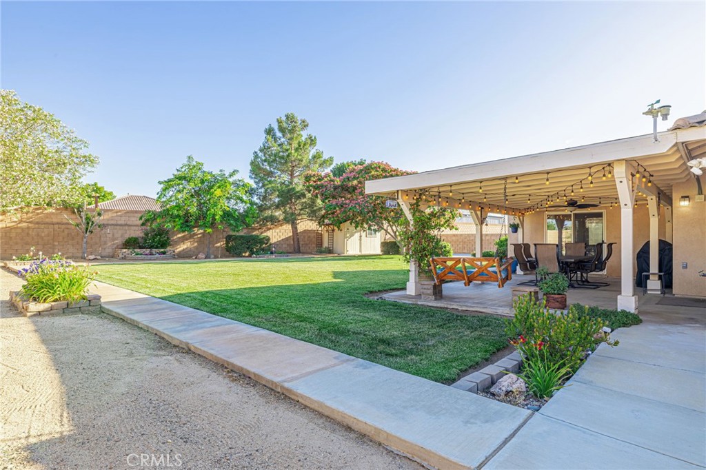 1734 Granville Property Photo 48