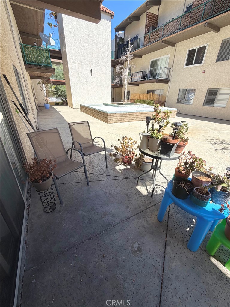 5460 White Oak Avenue G113 Property Photo 17