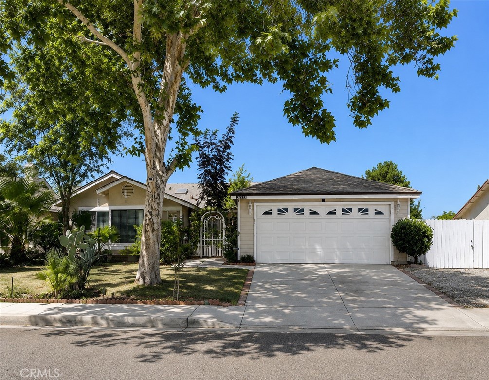 37913 Janus Property Photo 1