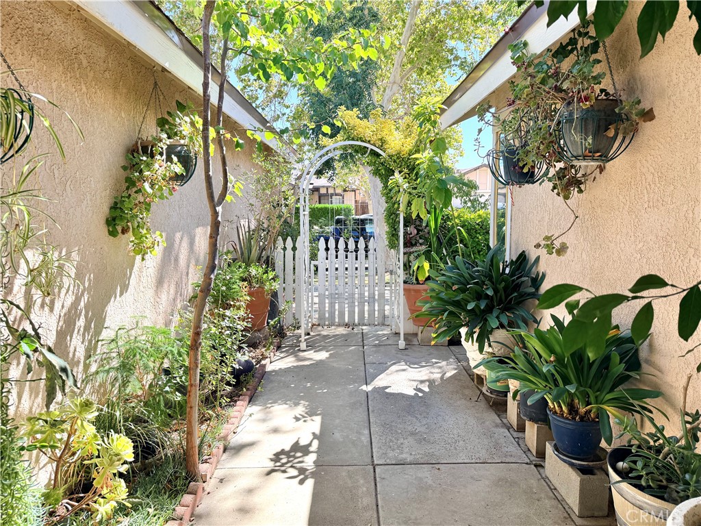 37913 Janus Property Photo 2
