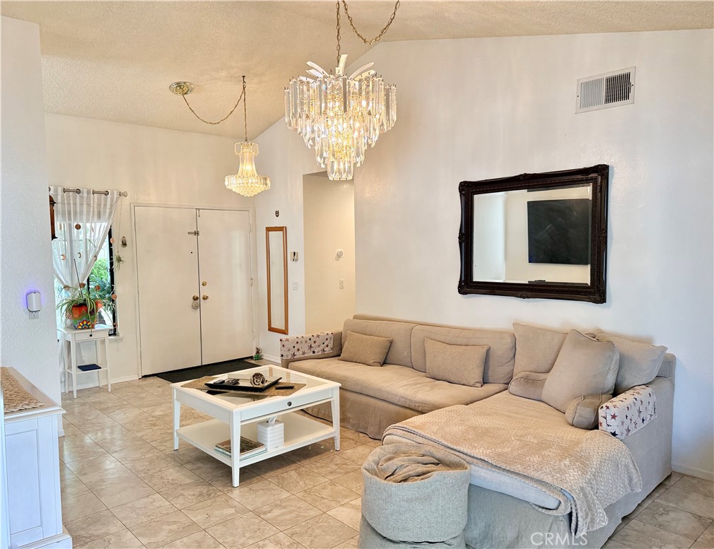 37913 Janus Property Photo 7