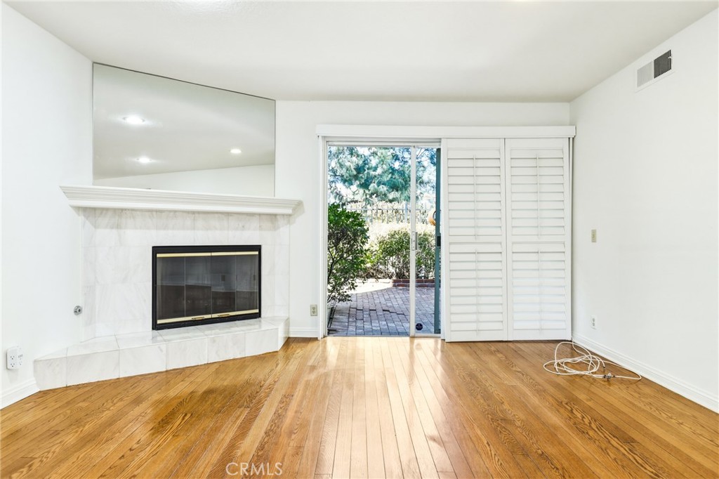 11257 Key West Avenue 3 Property Photo 8