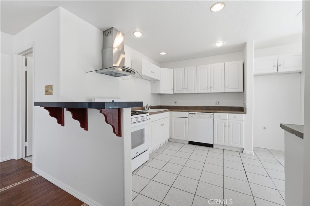 43107 43rd W Property Photo 11