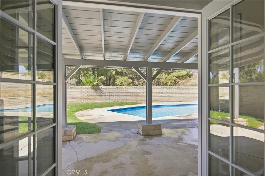23002 La Granja Property Photo 18