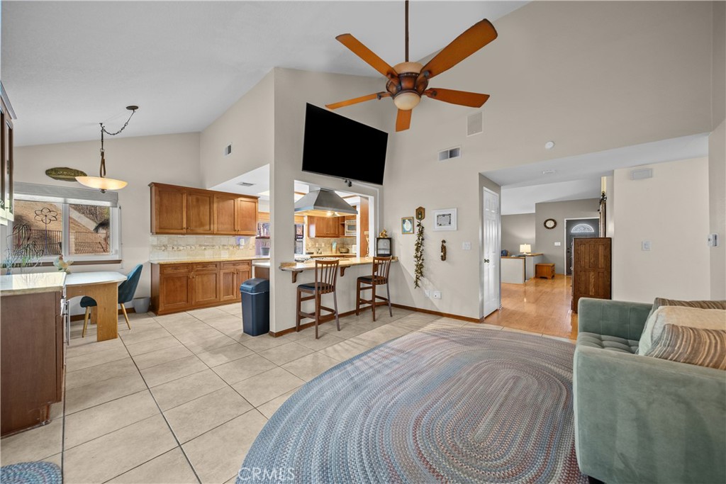 28083 Valcour Drive Property Photo 24