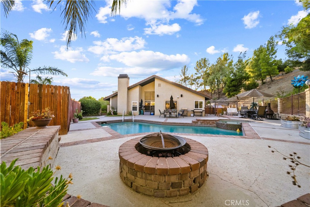 28083 Valcour Drive Property Photo 40