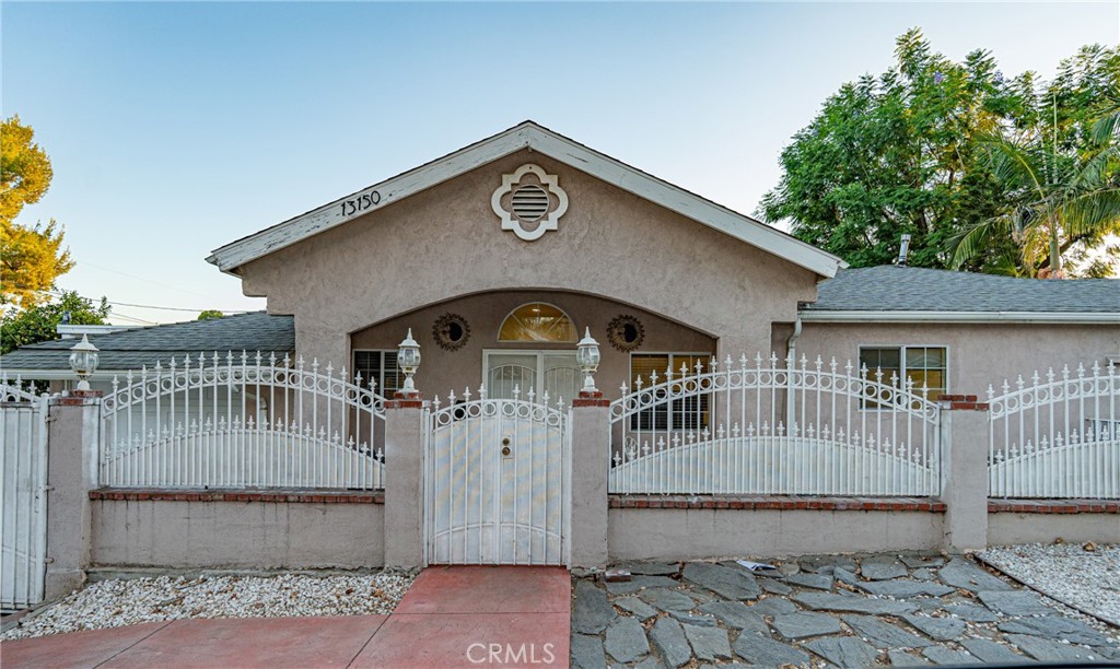 13150 Aztec Property Photo 1