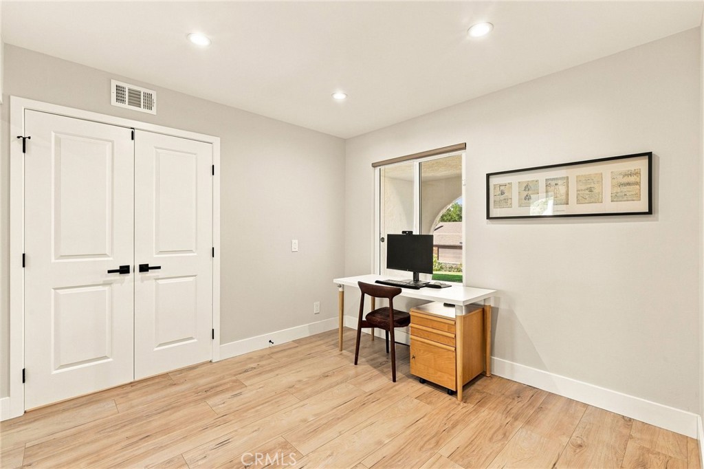 29332 Deep Shadow Drive Property Photo 23
