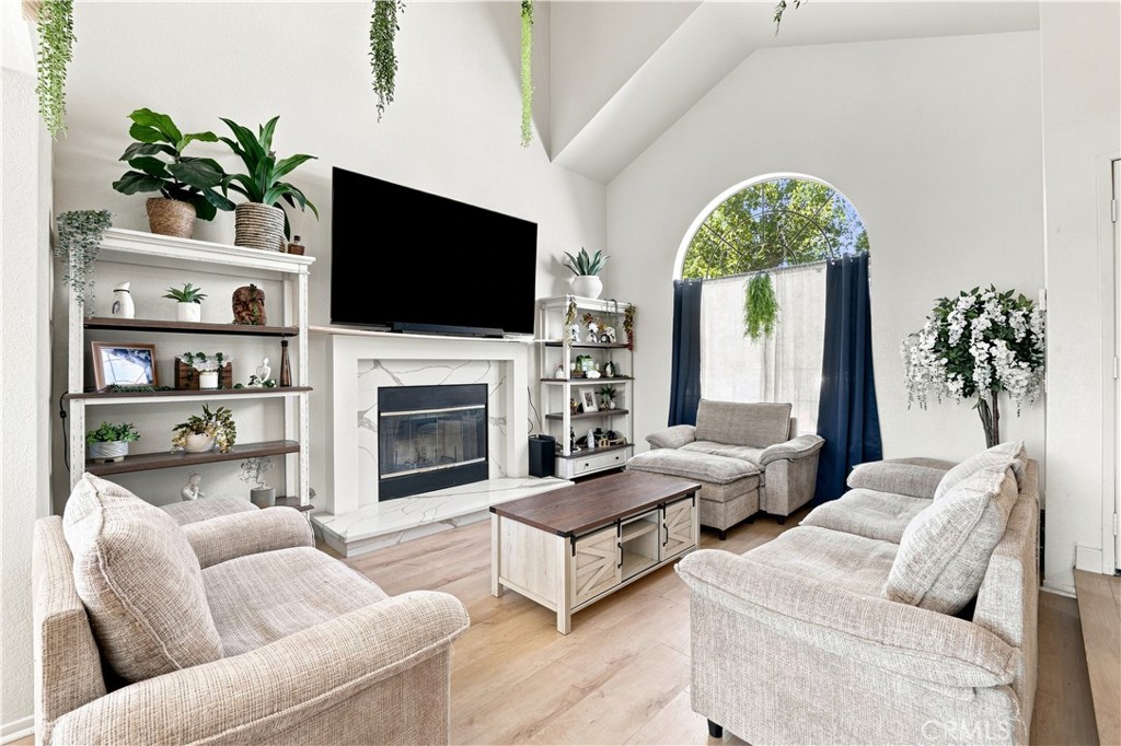 1342 Lightcap Street Property Photo 2