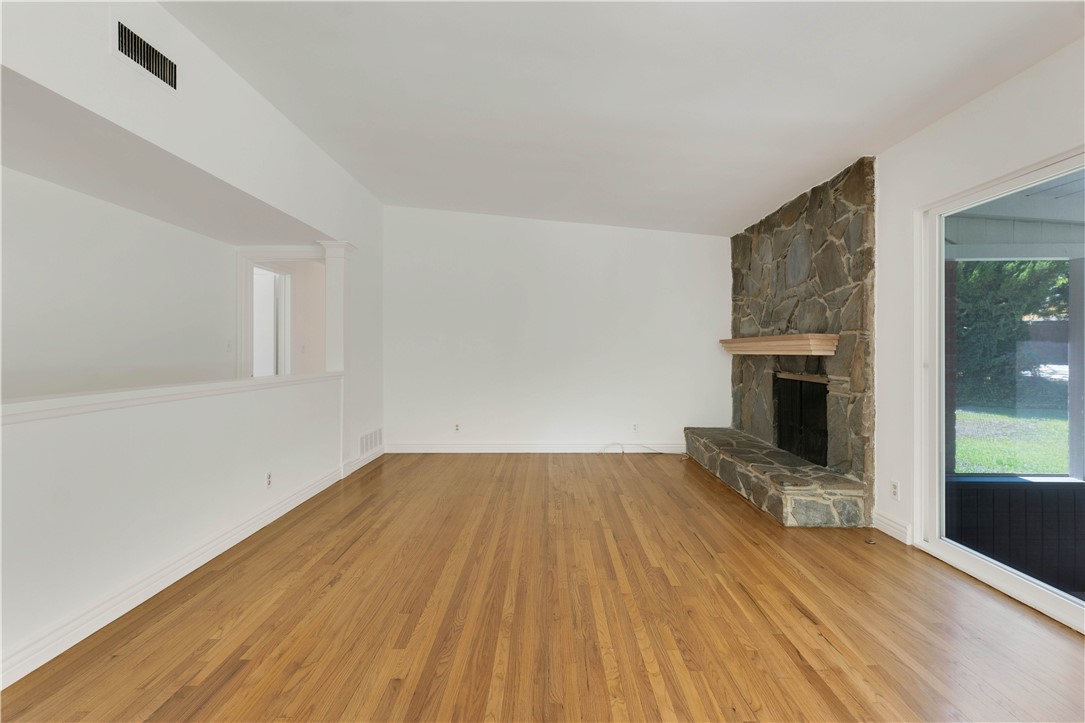 18681 Horace Street Property Photo 6