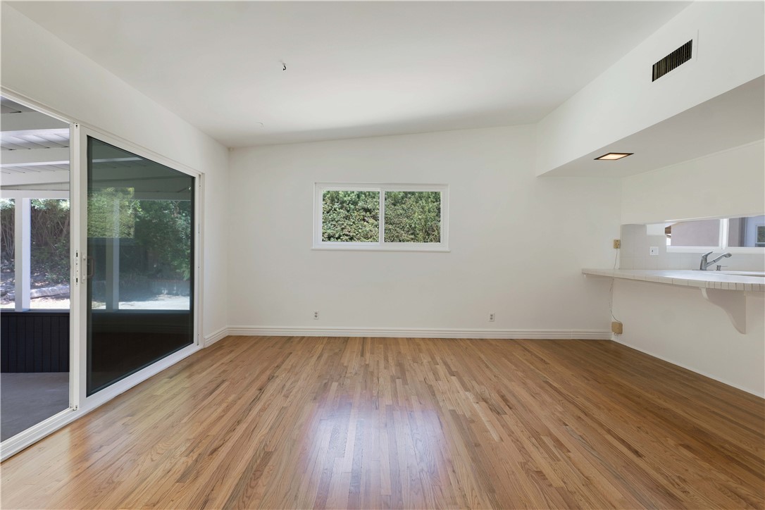 18681 Horace Street Property Photo 14