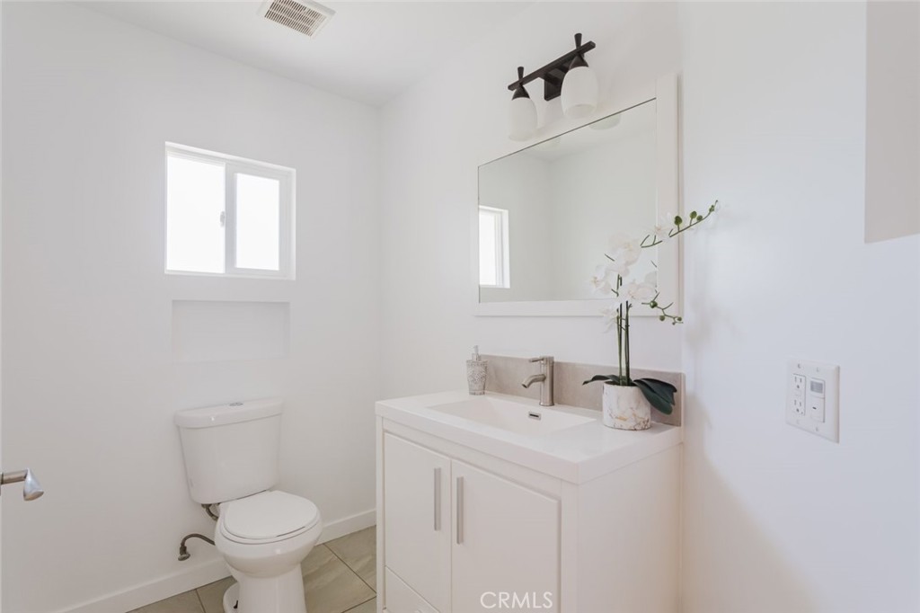 8547 Louise Avenue Property Photo 37
