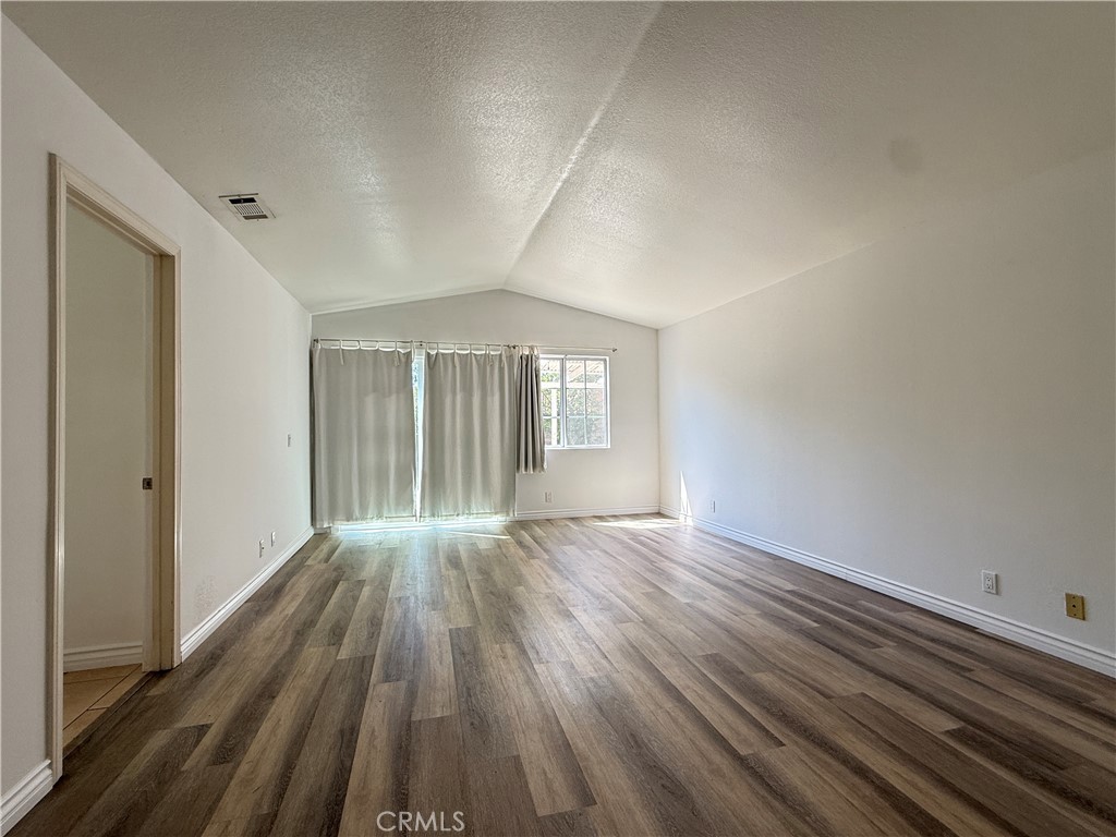 13114 Inglewood Property Photo 9