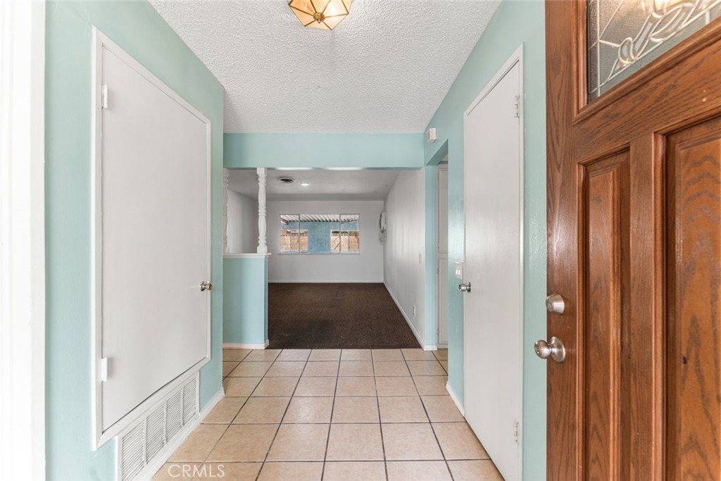 38447 2nd Street E Property Photo 3