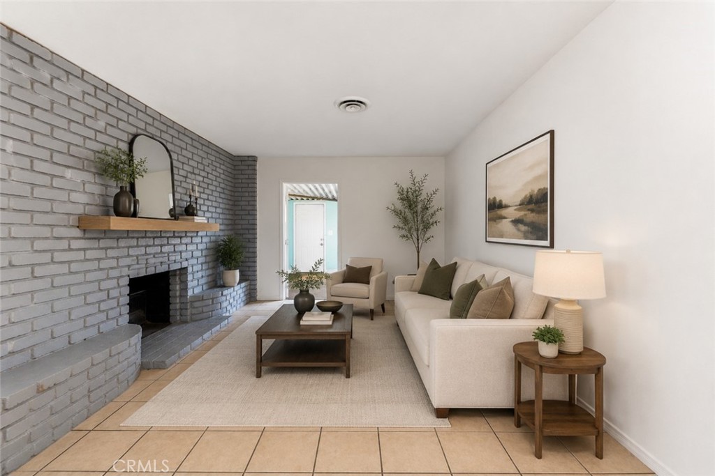 38447 2nd Street E Property Photo 5