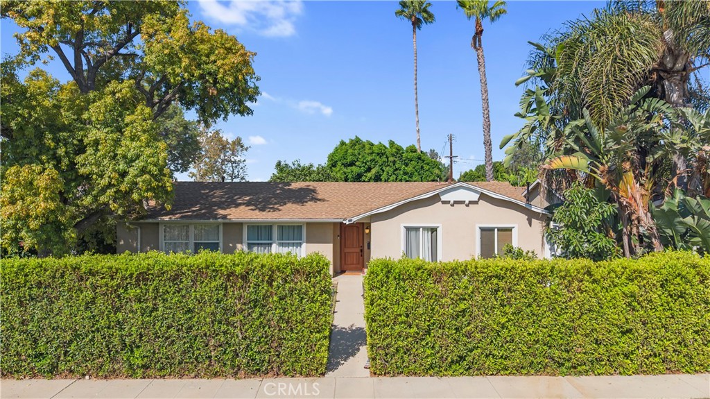 11201 Petit Avenue Property Photo 1