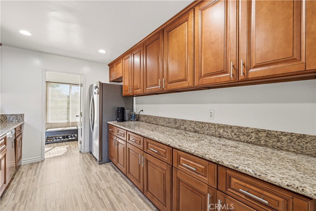 11201 Petit Avenue Property Photo 25