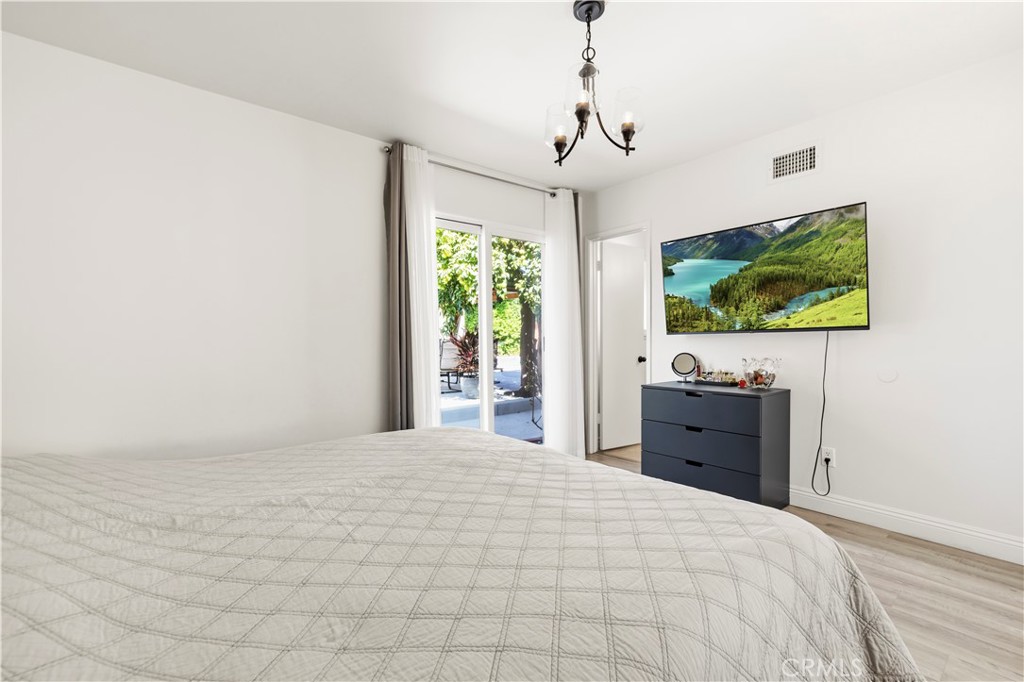 11201 Petit Avenue Property Photo 30