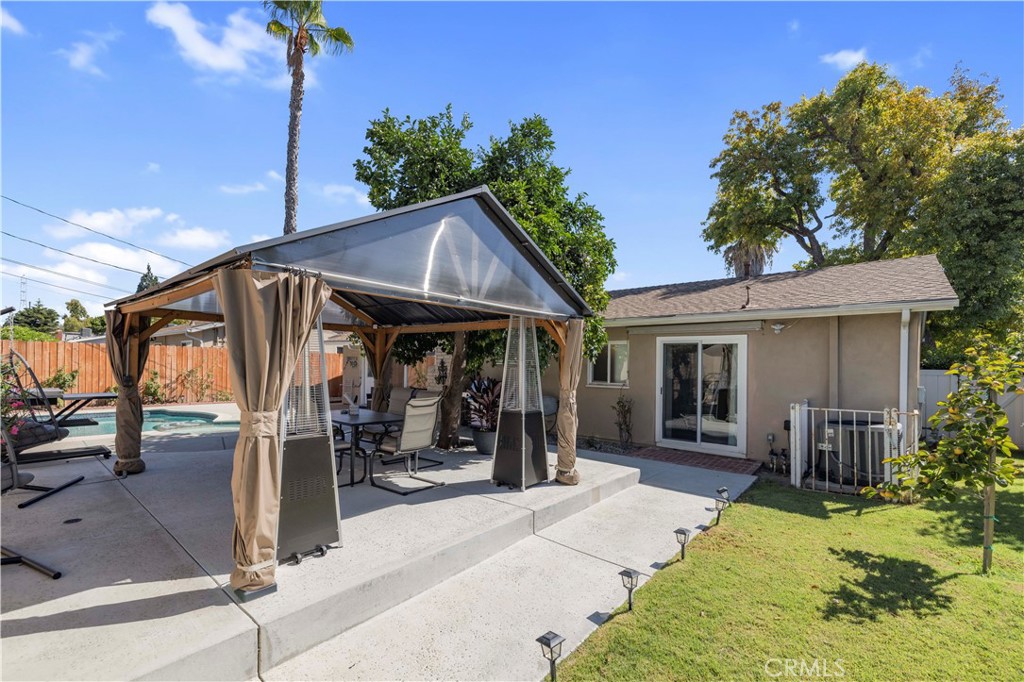 11201 Petit Avenue Property Photo 50