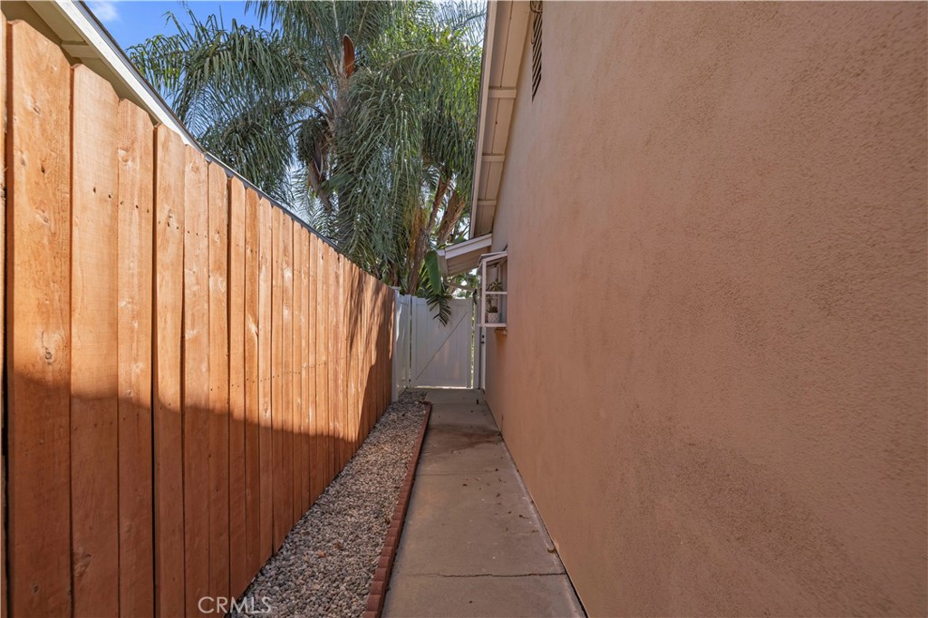 11201 Petit Avenue Property Photo 56