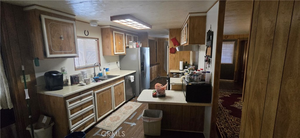21001 Plummer 21 Property Photo 2