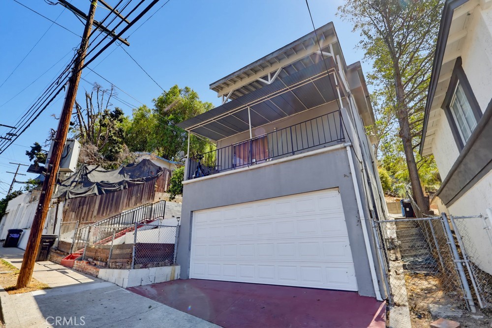 5020 Aldama Street Property Photo 4