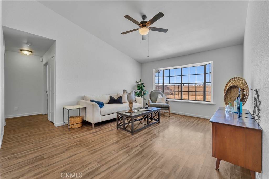45115 18th Street W Property Photo 11