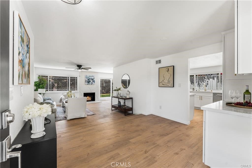 29147 Lotusgarden Drive Property Photo 7