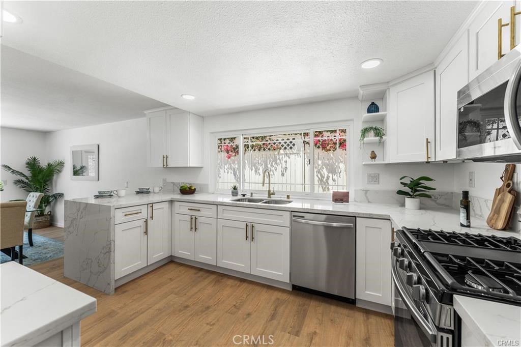 29147 Lotusgarden Drive Property Photo 19