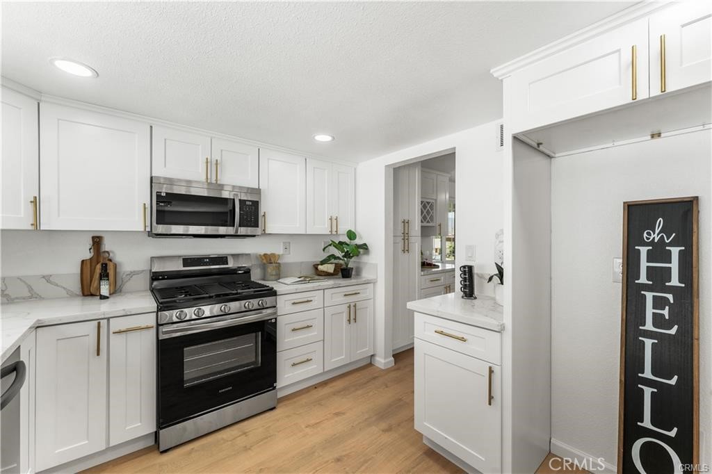 29147 Lotusgarden Drive Property Photo 21