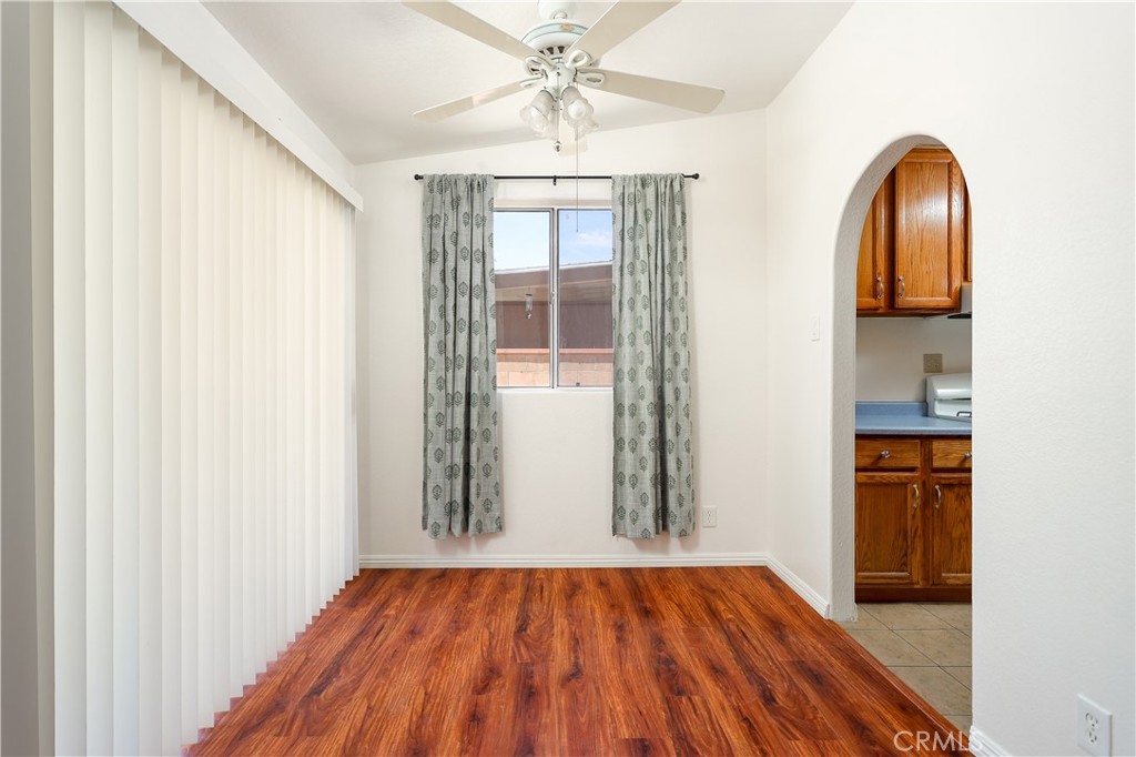 1050 W Avenue J13 Property Photo 6
