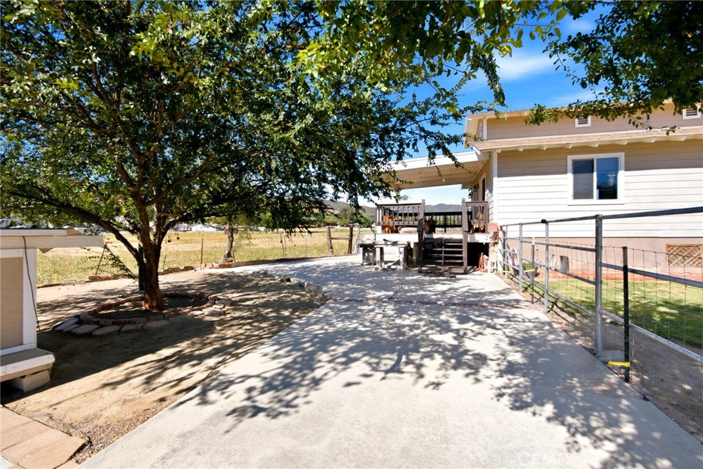 8646 Elizabeth Lake Road Property Photo 32