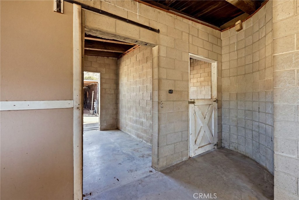 8646 Elizabeth Lake Road Property Photo 39