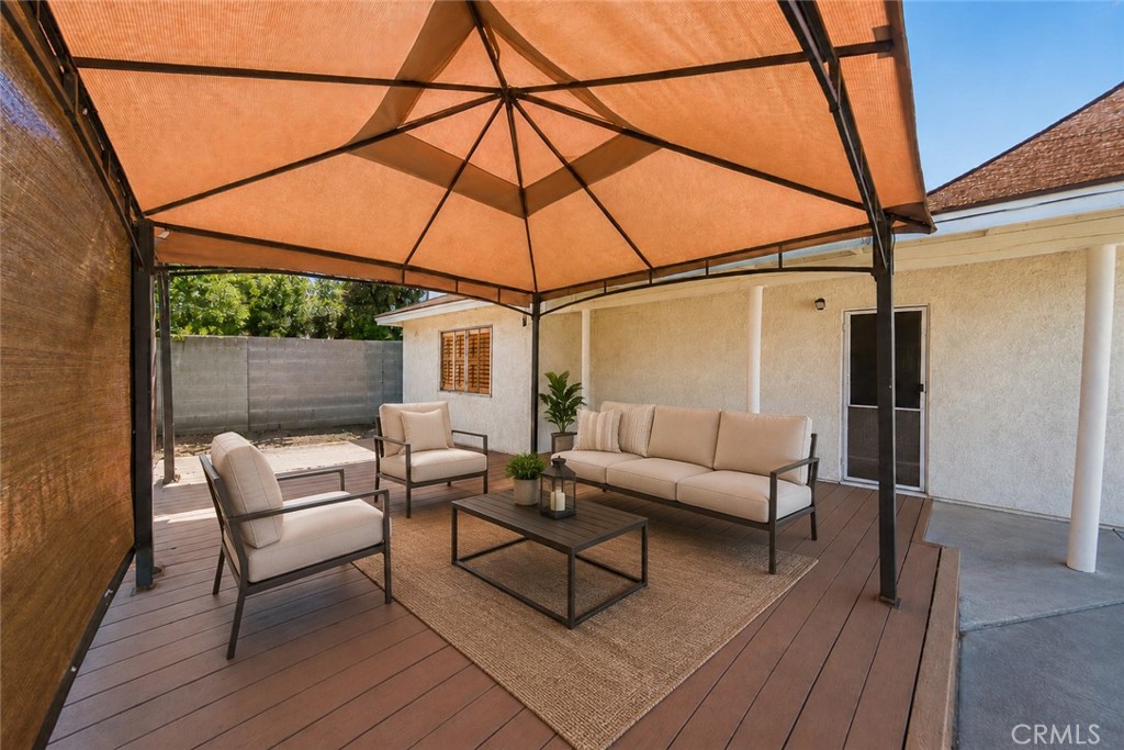11216 Erwin Street Property Photo 13