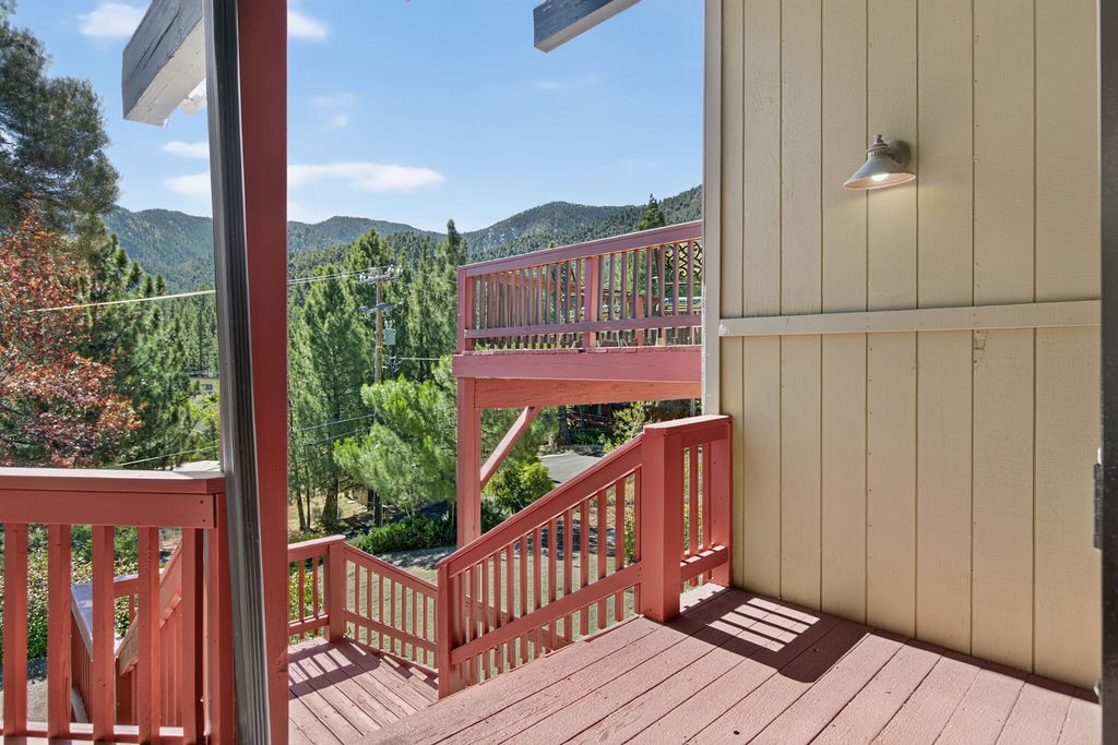 2421 Oakwood Court Property Photo 44