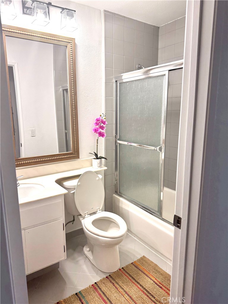 10215 Larwin Property Photo 19
