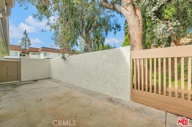 10215 Larwin Property Photo 23