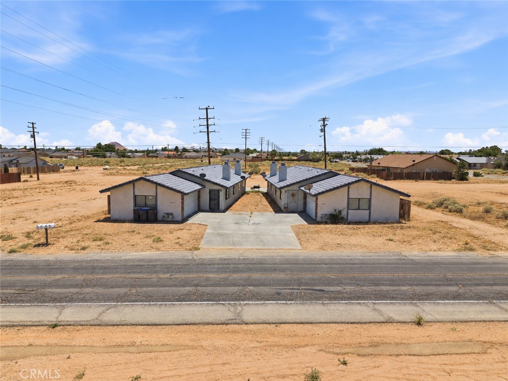 8924 N Loop Property Photo 1