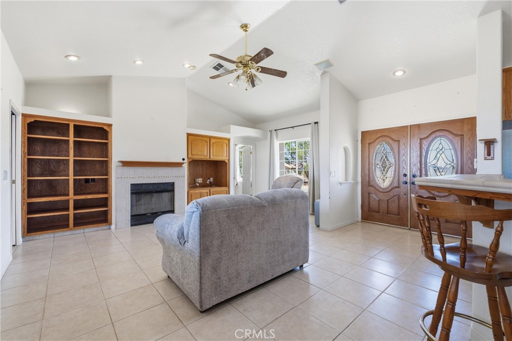 7675 Poppy Boulevard Property Photo 6
