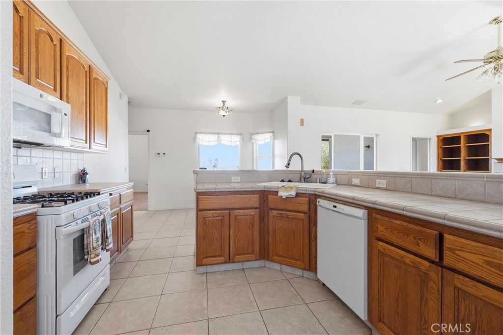 7675 Poppy Boulevard Property Photo 10