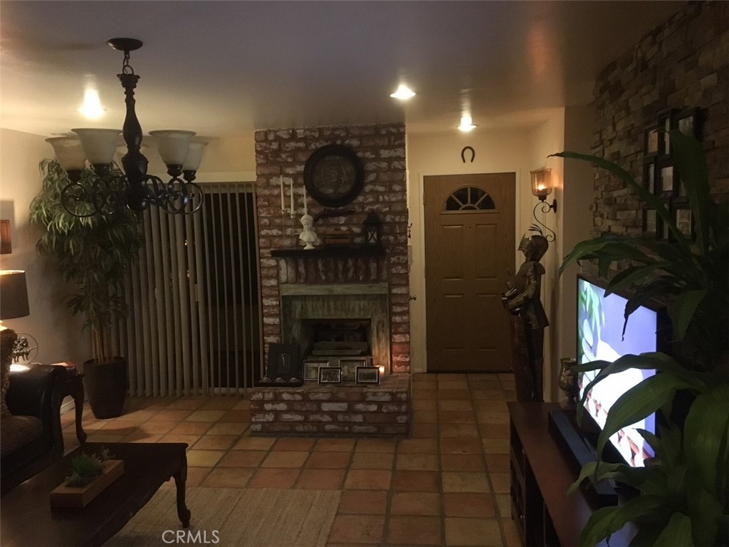 19451 Sherman Way 506 Property Photo 12