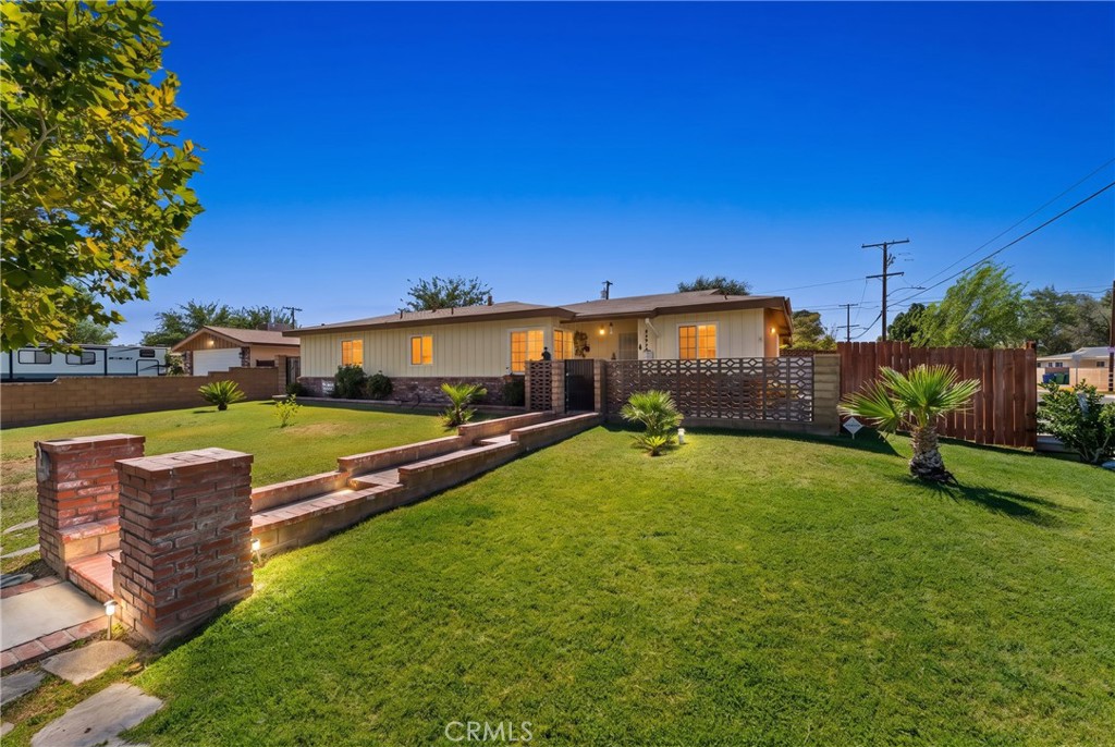 44959 16th W Property Photo 1